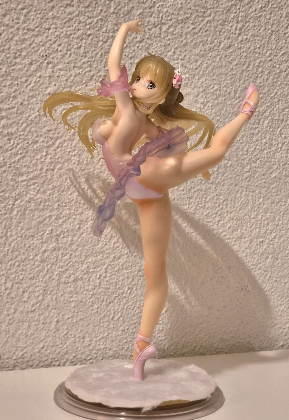 Figuren: Anime-Figur: Ballerina-Mädchen – Gebraucht aus Zürich von New_username
