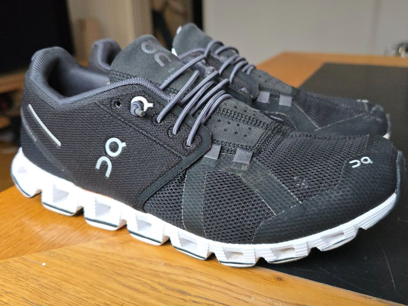 On Scarpe da donna: ON Cloud schuhe EU 37 – Usato da Wallisellen venduto da theblacksheep 2