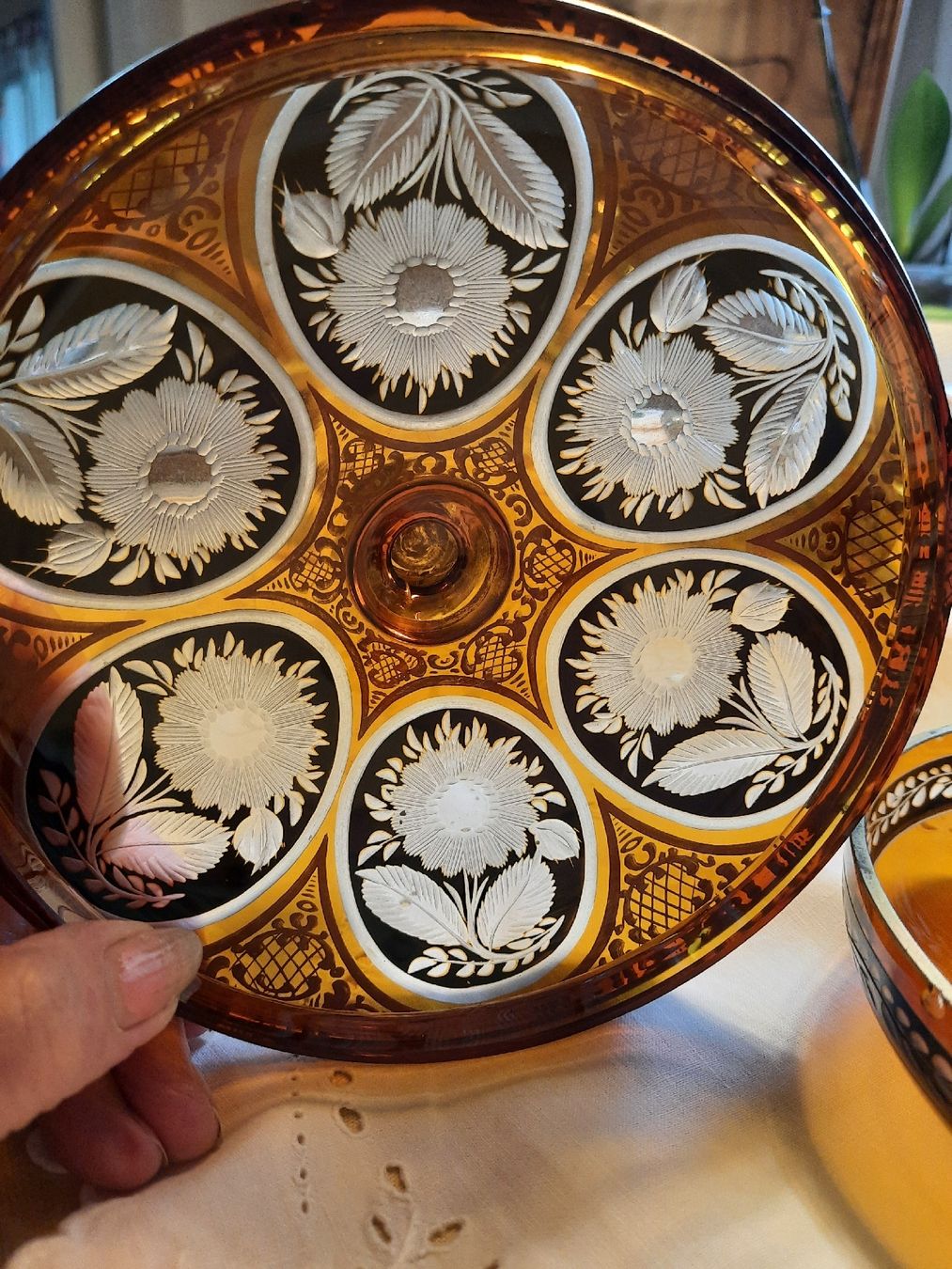 Ciotole: wunderbare böhmische Glasdose – Usato da Busswil BE venduto da balu37 5
