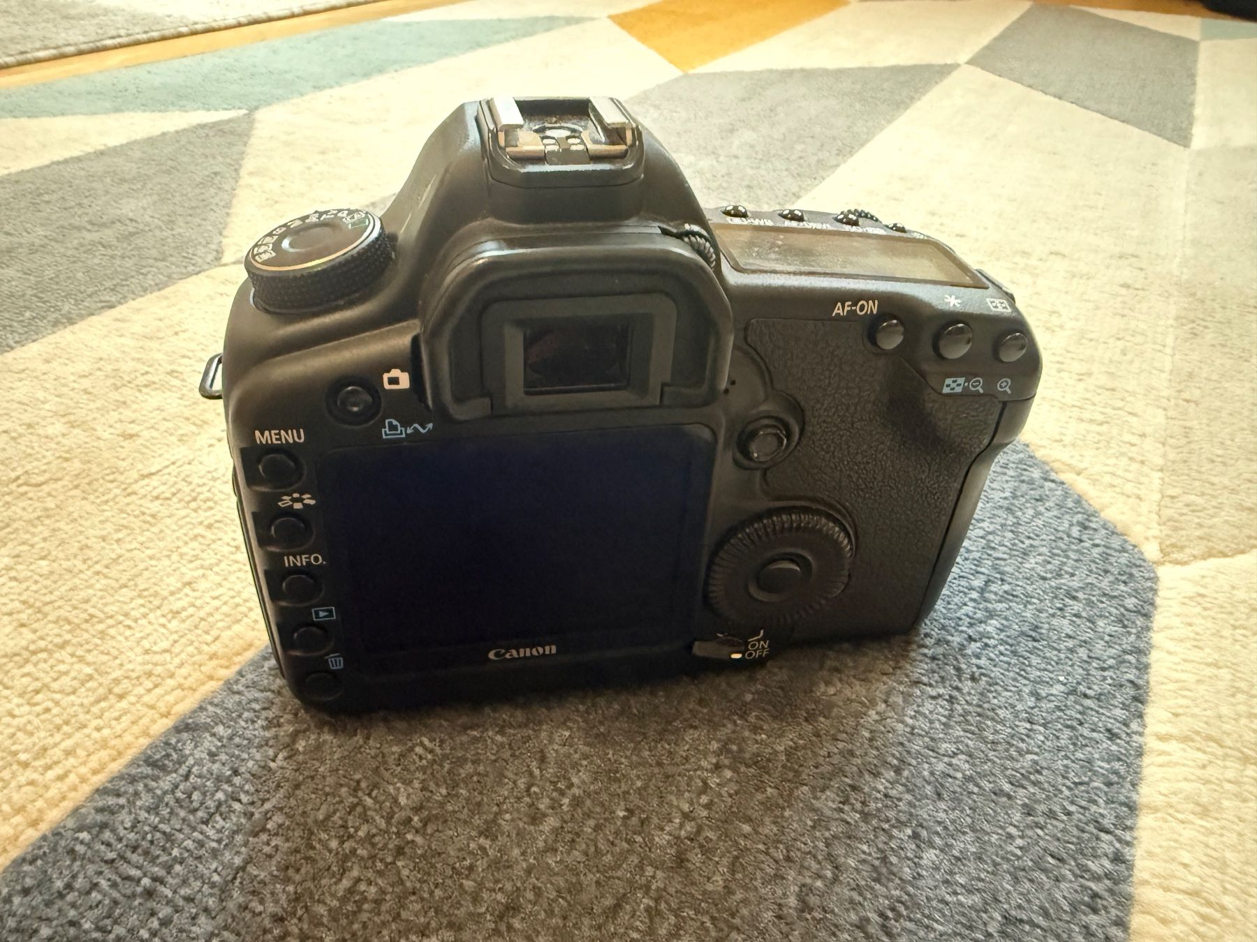 Canon Fotocamera: Canon EOS 5D Mark II Top Zustand – Usato da Basel venduto da gemstone0023 3