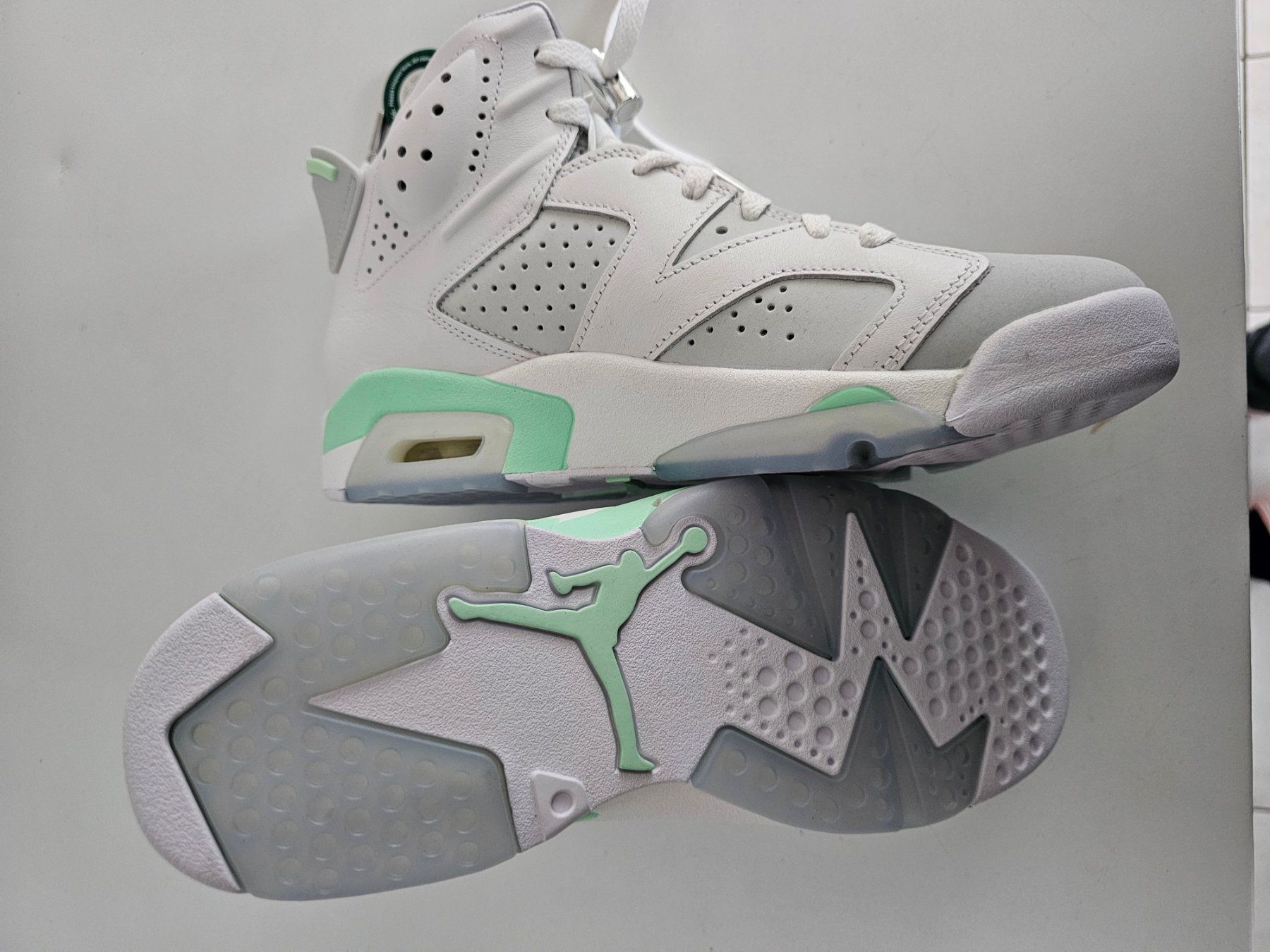 Jordan Scarpe da donna: Jordan 6 Retro Mint Foam (W) – Nuovo (secondo la descrizione) da Näfels venduto da Saldo_25 2