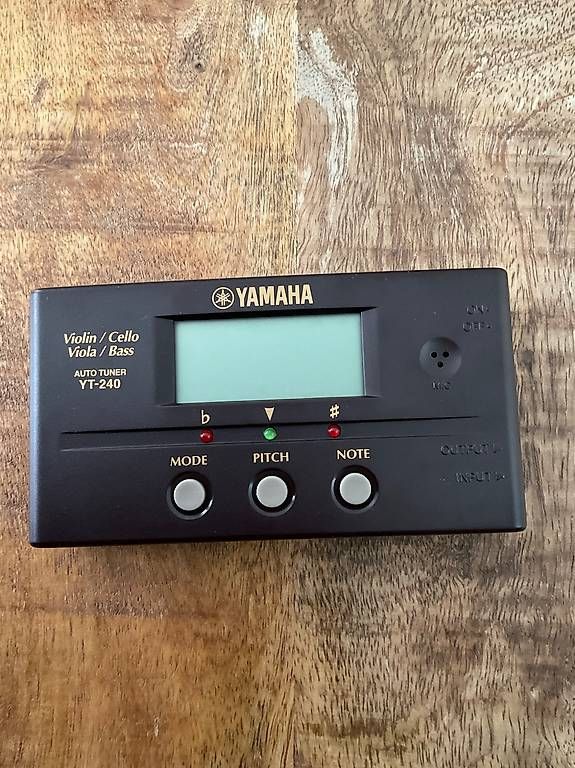 Strumenti musicali: Stimmgerät YT-240 – Usato da Alpnach Dorf venduto da Oli016 1