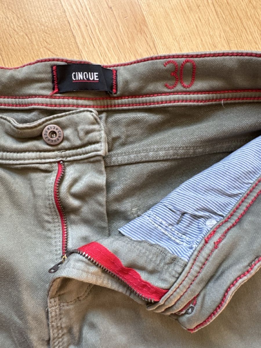 Cinque Hosen: Cinque Shorts Gr. 30 – Gebraucht aus Mauren von ducducturi 2