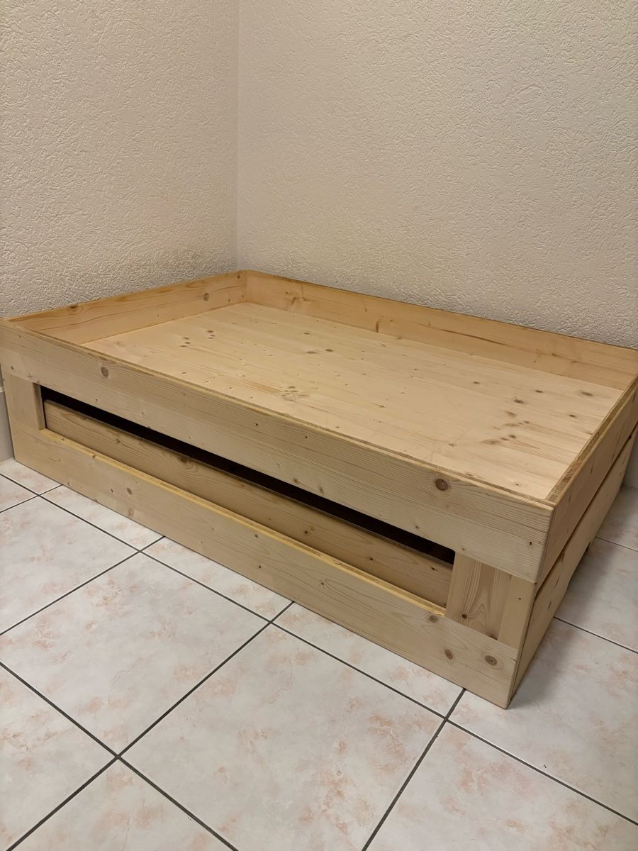 Betten: Lit chien – Neu (gemäss Beschreibung) aus Oron-la-Ville von bad_hhr8 1