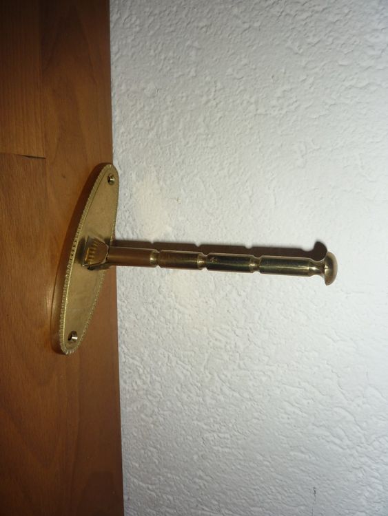 Glasglocke Mit Einer Vielzahl Von Gelbe Präparierte Schmetterlinge