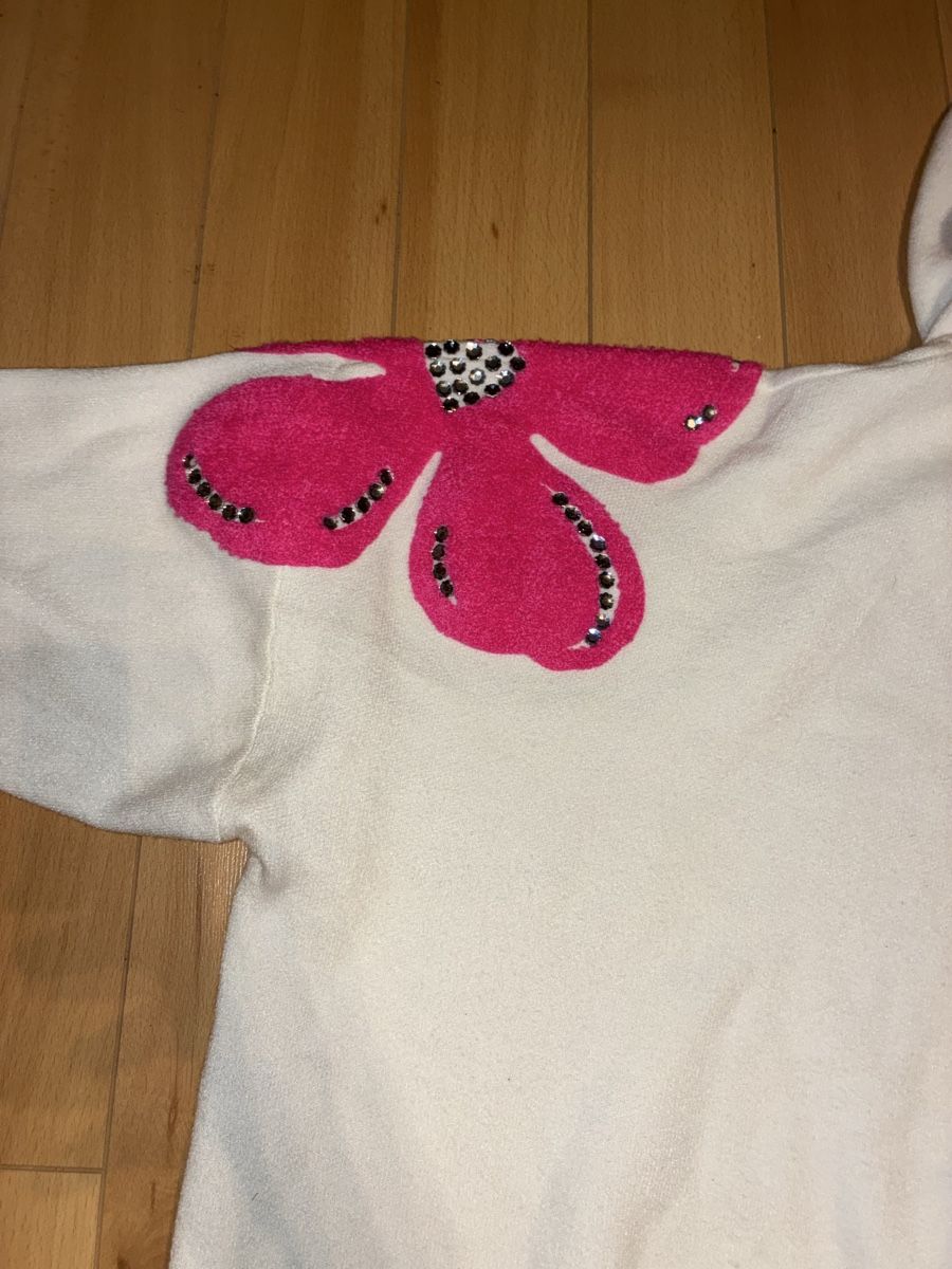Pullover & Sweatshirts: Kapuzenpullover weiss Grösse L mit Blumenapplikation – Gebraucht aus Dübendorf von ana_wp8y 4
