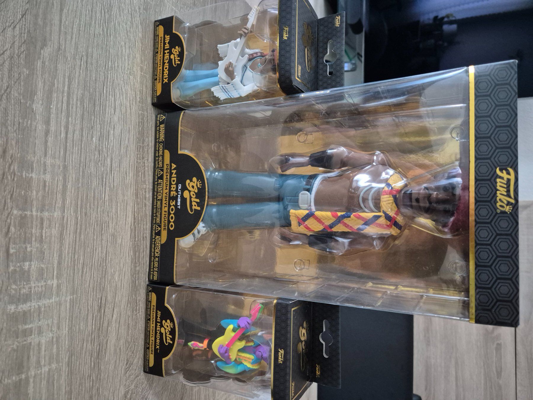 Funko Statuette: Funko Gold - André 3000 Outkast Vinyle Premium de 33cm – Nuovo e nell'imballaggio originale da La Chaux-de-Fonds venduto da joa_5yfy 5