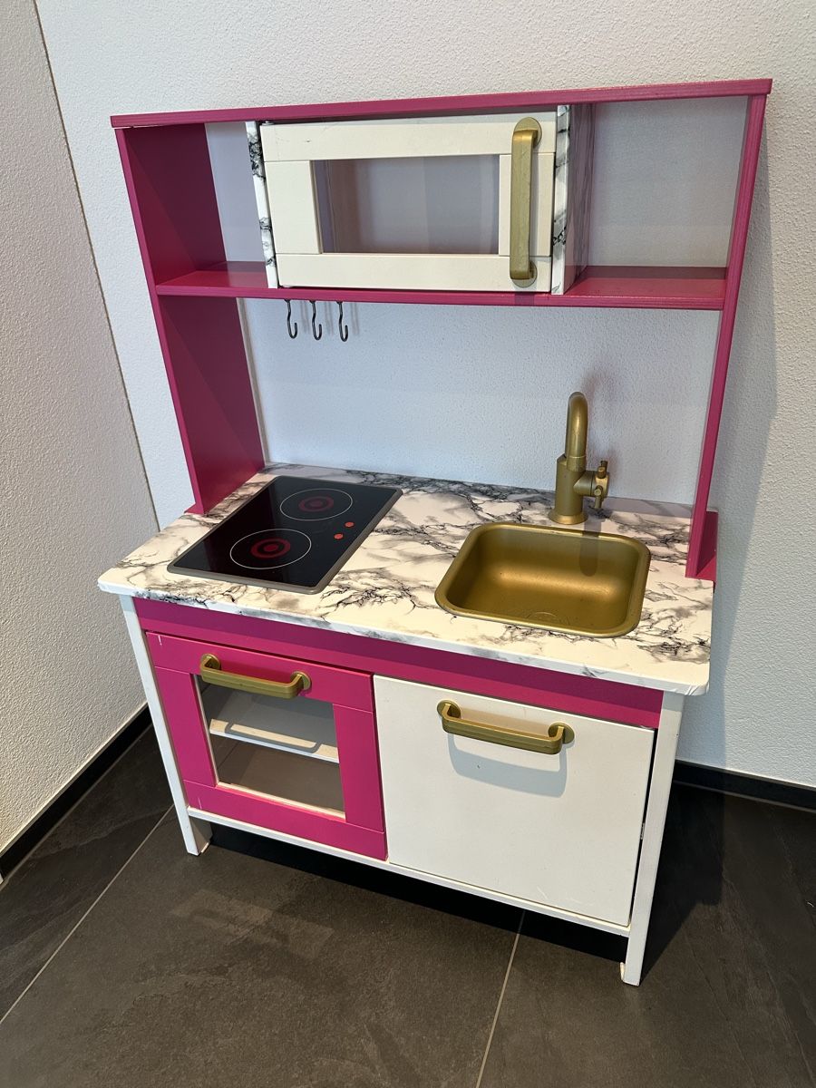 Ikea Giocattoli: Pink Weisse Kinderküche – Usato da Aristau venduto da eki77