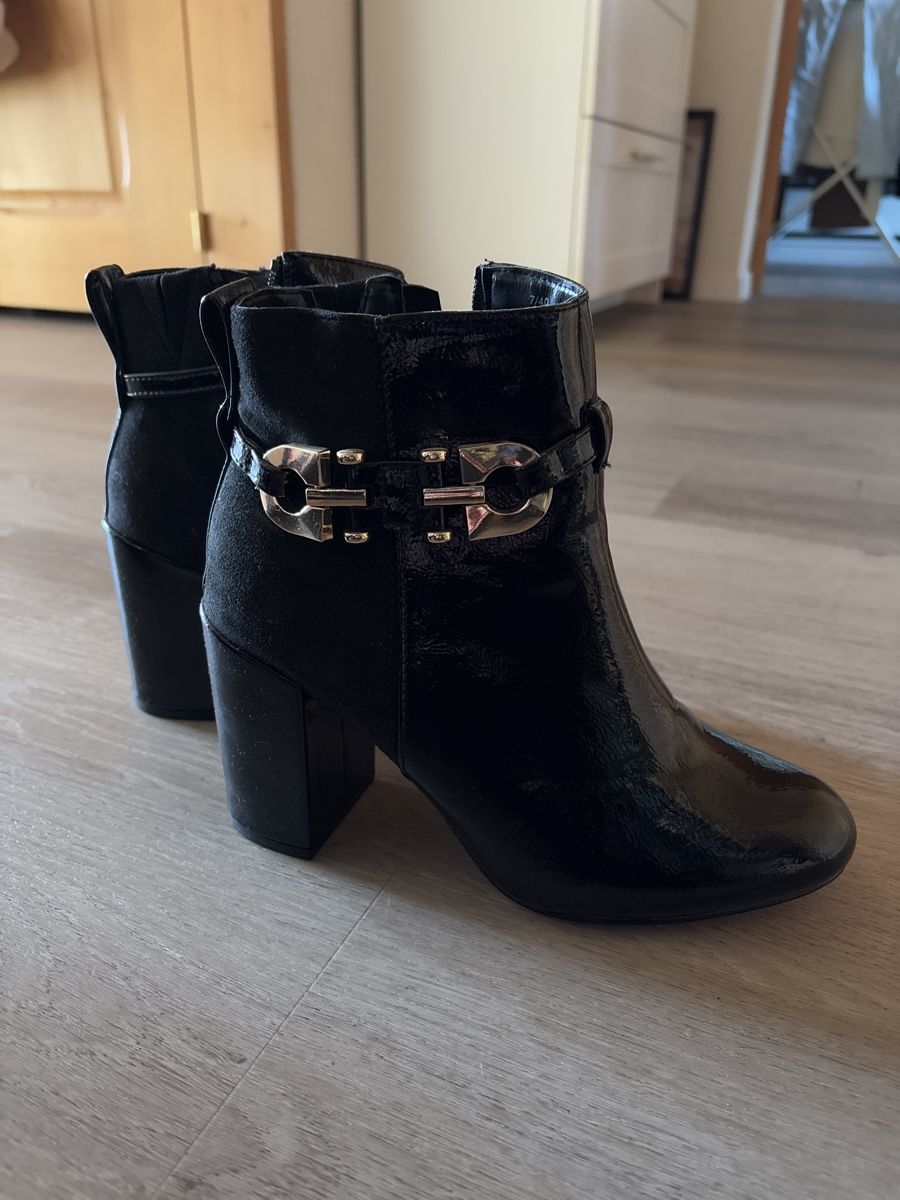 Scarpe da donna: Stiefeletten Gr. 40 neu – Nuovo (secondo la descrizione) da Linden venduto da martina_iwana