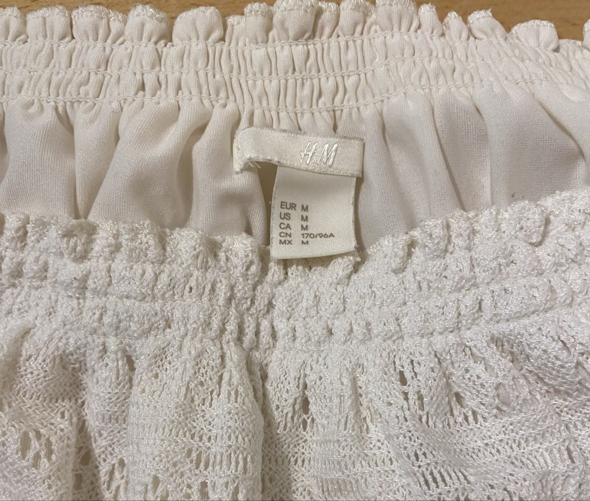 H&M Camicette: Weisse Spitzenbluse, Off-Shoulder, Gr. M – Usato da Bassersdorf venduto da jeh99 2