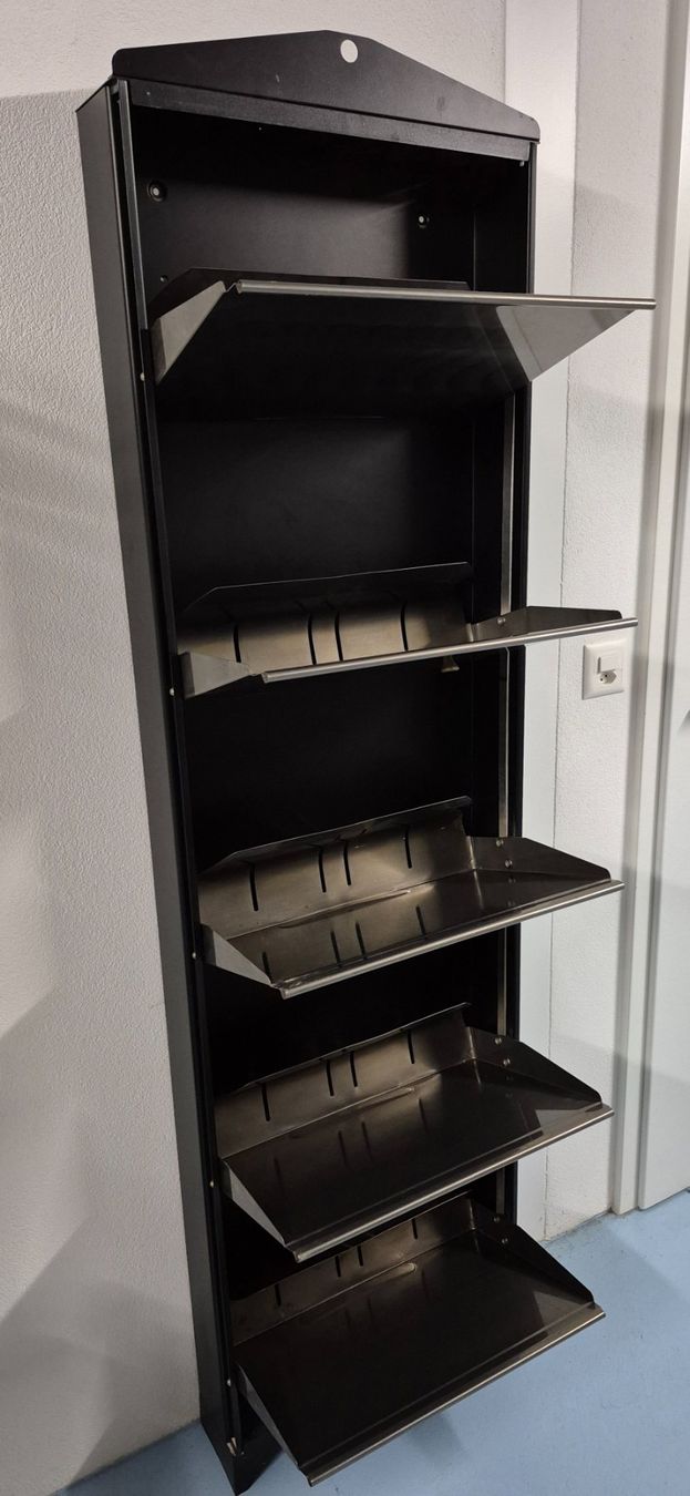 Pfister Regale: Schuhschrank platzsparend – Gebraucht aus Bätterkinden von sniffi64 2