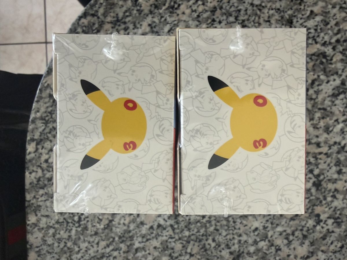 Pokémon Sammelbilder & Trading cards: Pokemon Booster Bundle, 30th Jhare sealed – Neu und originalverpackt aus S. Antonino von sam_ymj6 1