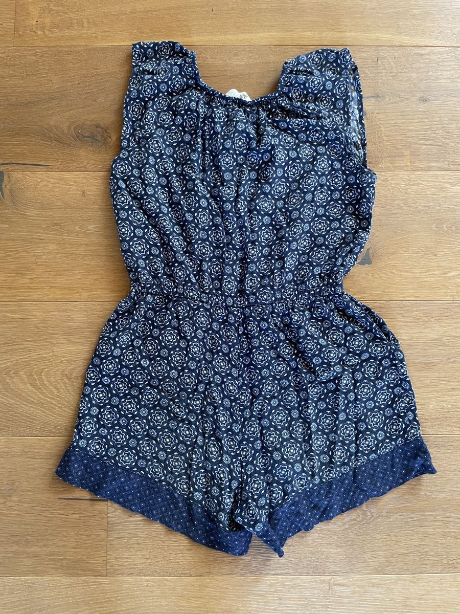 H&M Tute: Sommer Jumpsuit – Usato da Aarwangen venduto da erd_ngx8 1