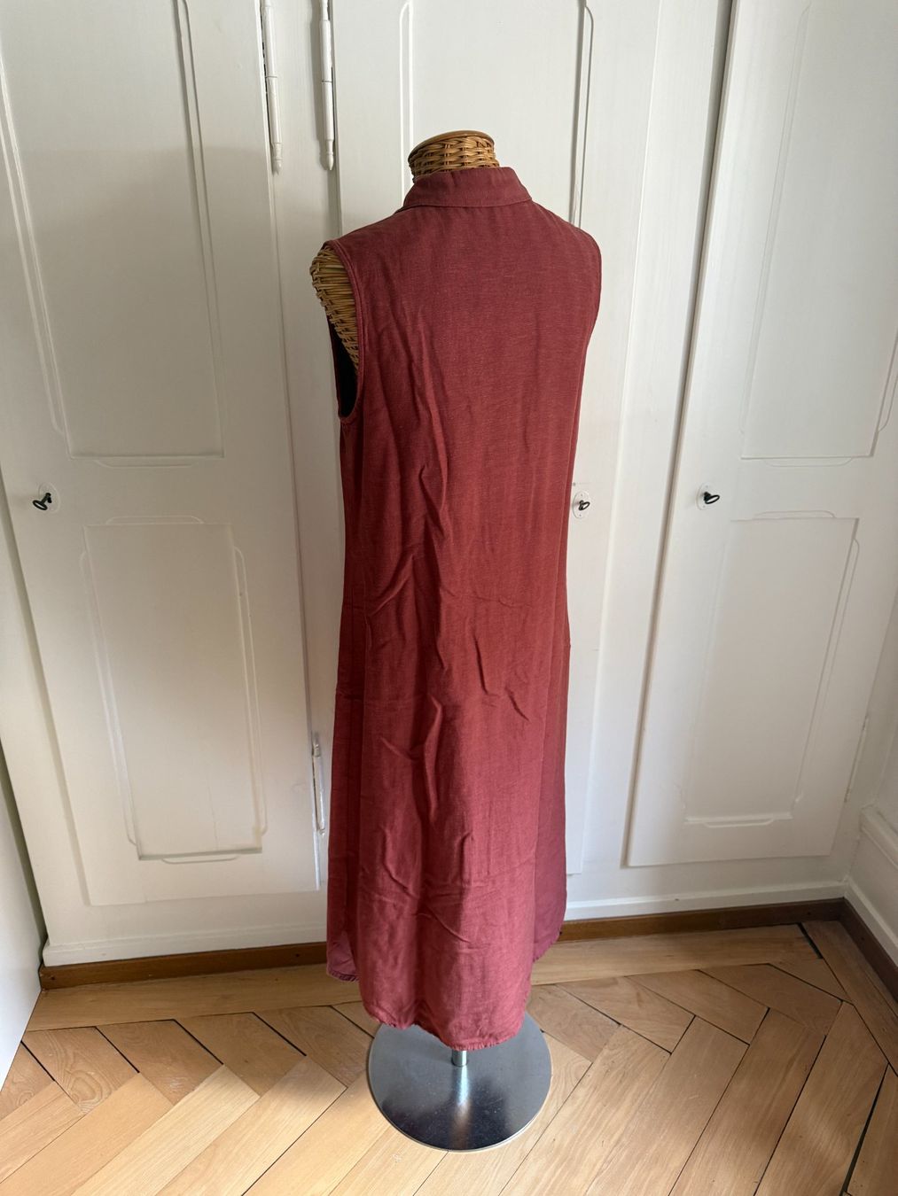 Only Kleider: ONLY - Blusenkleid rostbraun S – Gebraucht aus Zürich von Diazaio 2