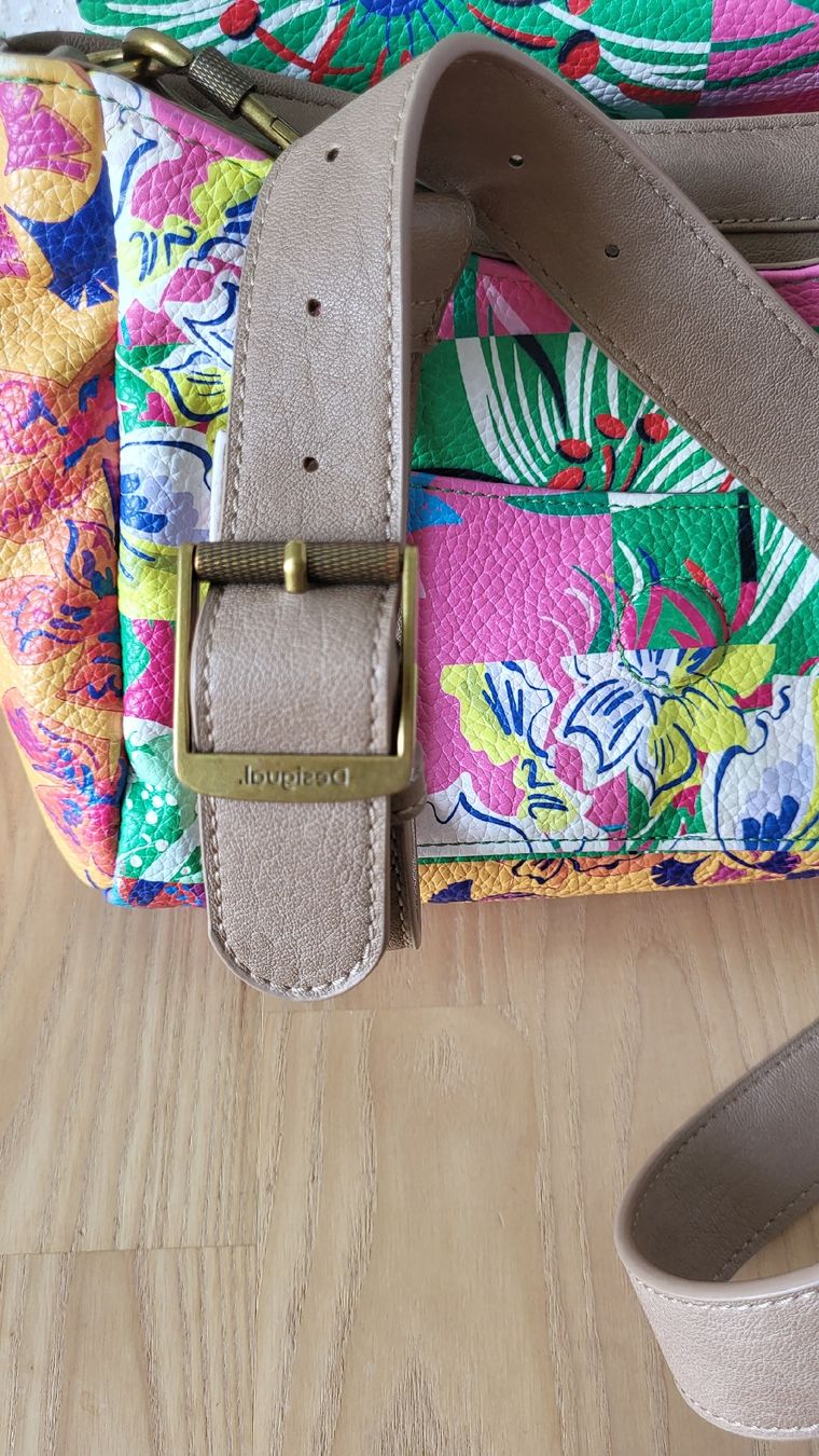 Desigual Sacs femmes: Damentasche von Desigual – Défectueux à Muttenz par Igma 4