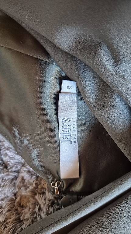 Vestiti: Kleid olivgrün Gr. S – Nuovo (secondo la descrizione) da Oberriet SG venduto da maxie97 1