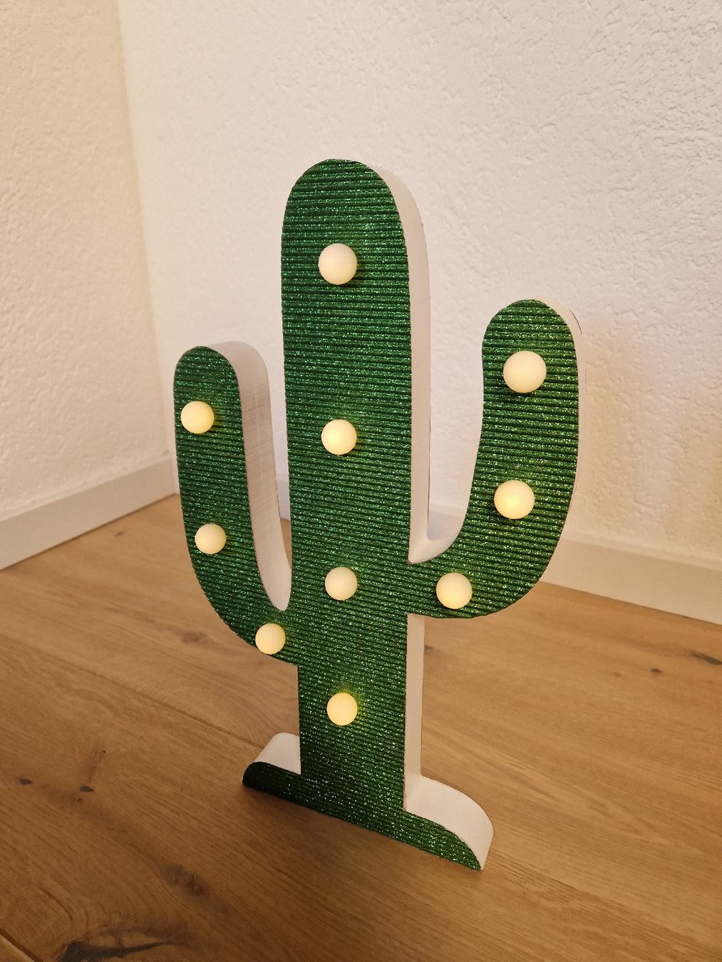 Lampade: LED Kaktus Lampe Deko/ Zimmerdeko – Usato da Mellingen venduto da BiBi.16