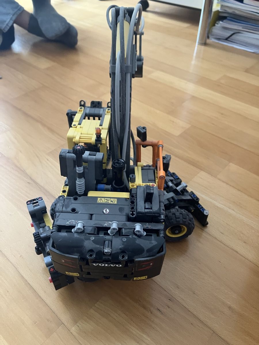 Lego Baukästen: Lego Technic Bagger 42053 – Gebraucht aus Nürensdorf von Santoryuu 2