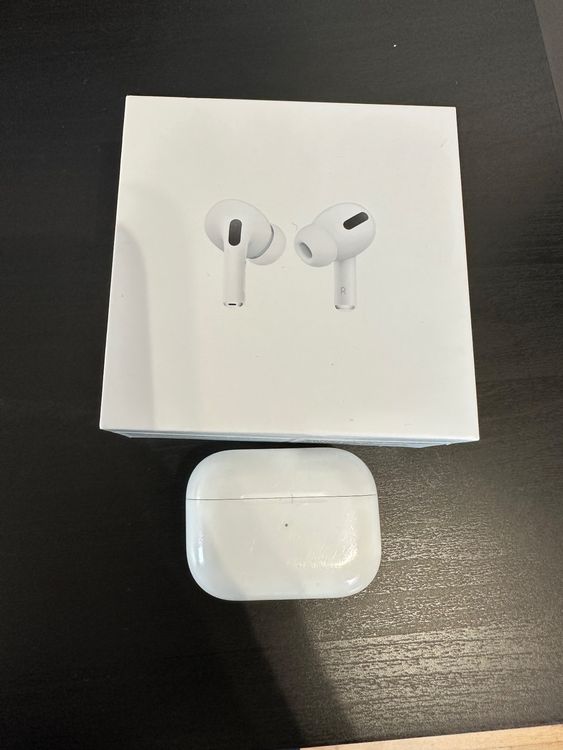 Apple AirPods Pro (MWP22Z/A) inkl. Ladecase  (kleines Manko) 4