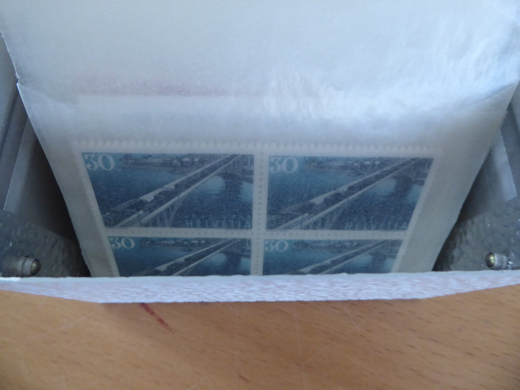 Tutti i francobolli: INTERESSANTER POSTEN BRIEFMARKEN SCHWEIZ – Usato da Rothrist venduto da swisstools 1