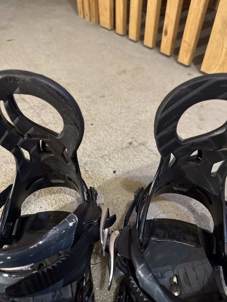 Board: Snowboard Bindungen, Bindings Gr. M – Usato da Schliern b. Köniz venduto da amo_lln9 9