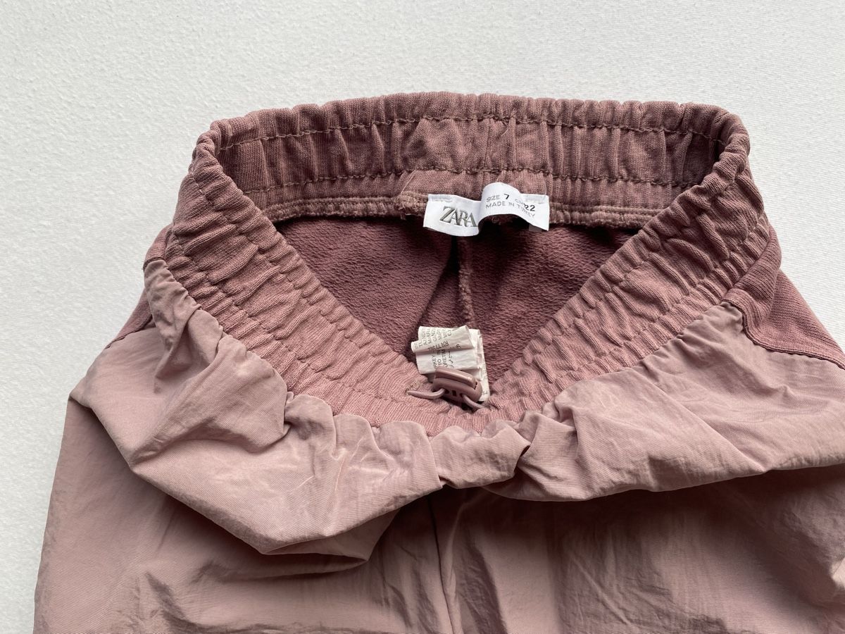Zara Pantaloni: Zara Trainerhose / 122 – Nuovo (secondo la descrizione) da Kleinandelfingen venduto da lau_10 2