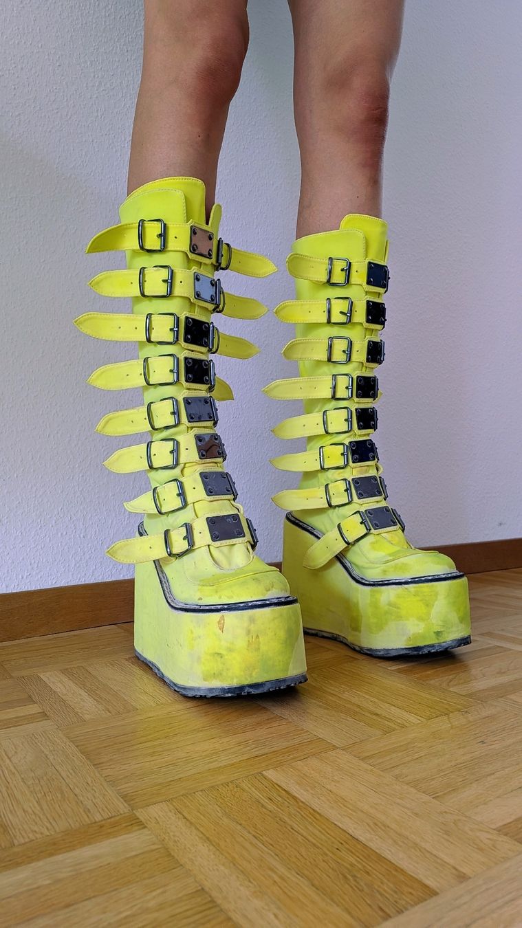 Damenschuhe: Festival Schuhe von Demonia. burning Man Style – Gebraucht aus Uitikon Waldegg von Csilli