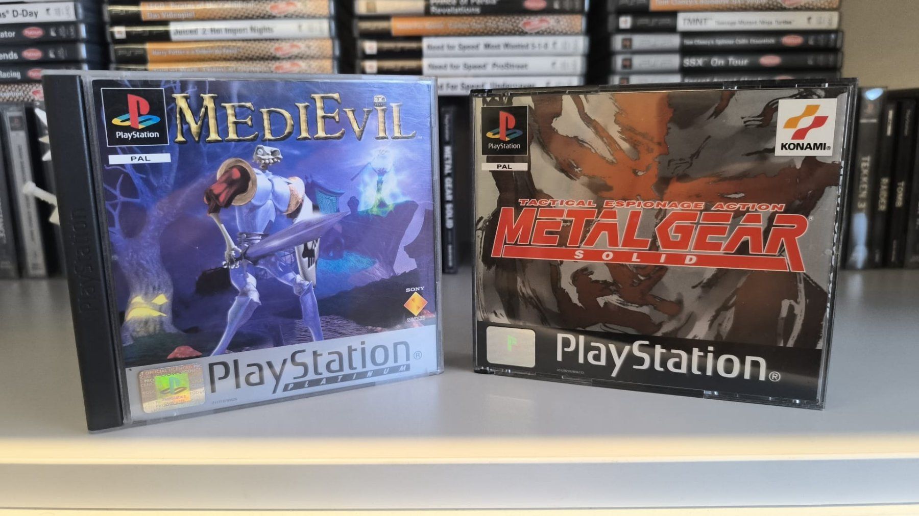 Jeux: MediEvil + Metal Gear Solid  avec Silent Hill CIB TOP – D'occasion à Conthey par costafrederico