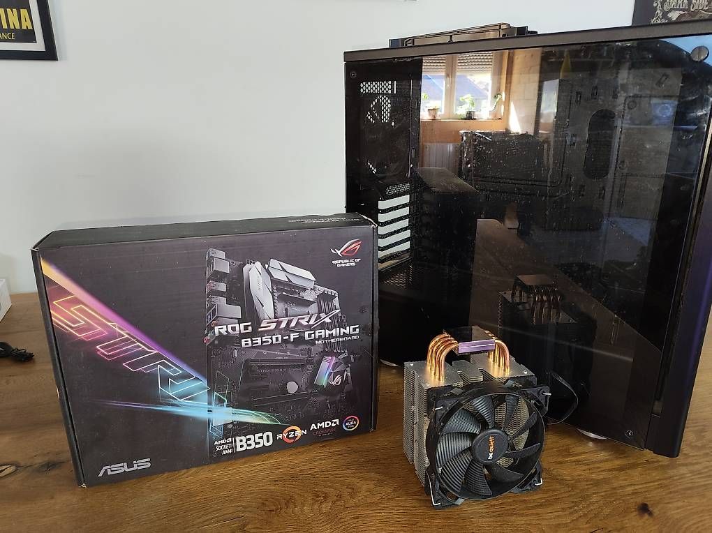 PC: Composant PC – Usato da Couvet venduto da vin_t9xq