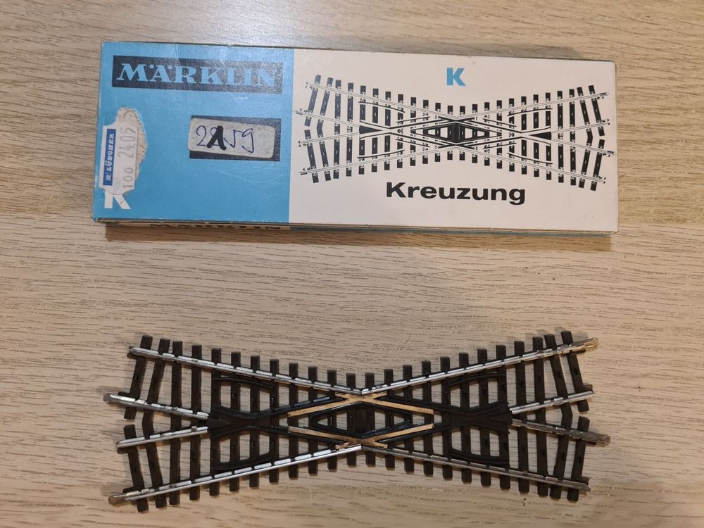 Märklin kreuzung 2159 K H0 (D'occasion) à St-Aubin-Sauges pour CHF 7 ...