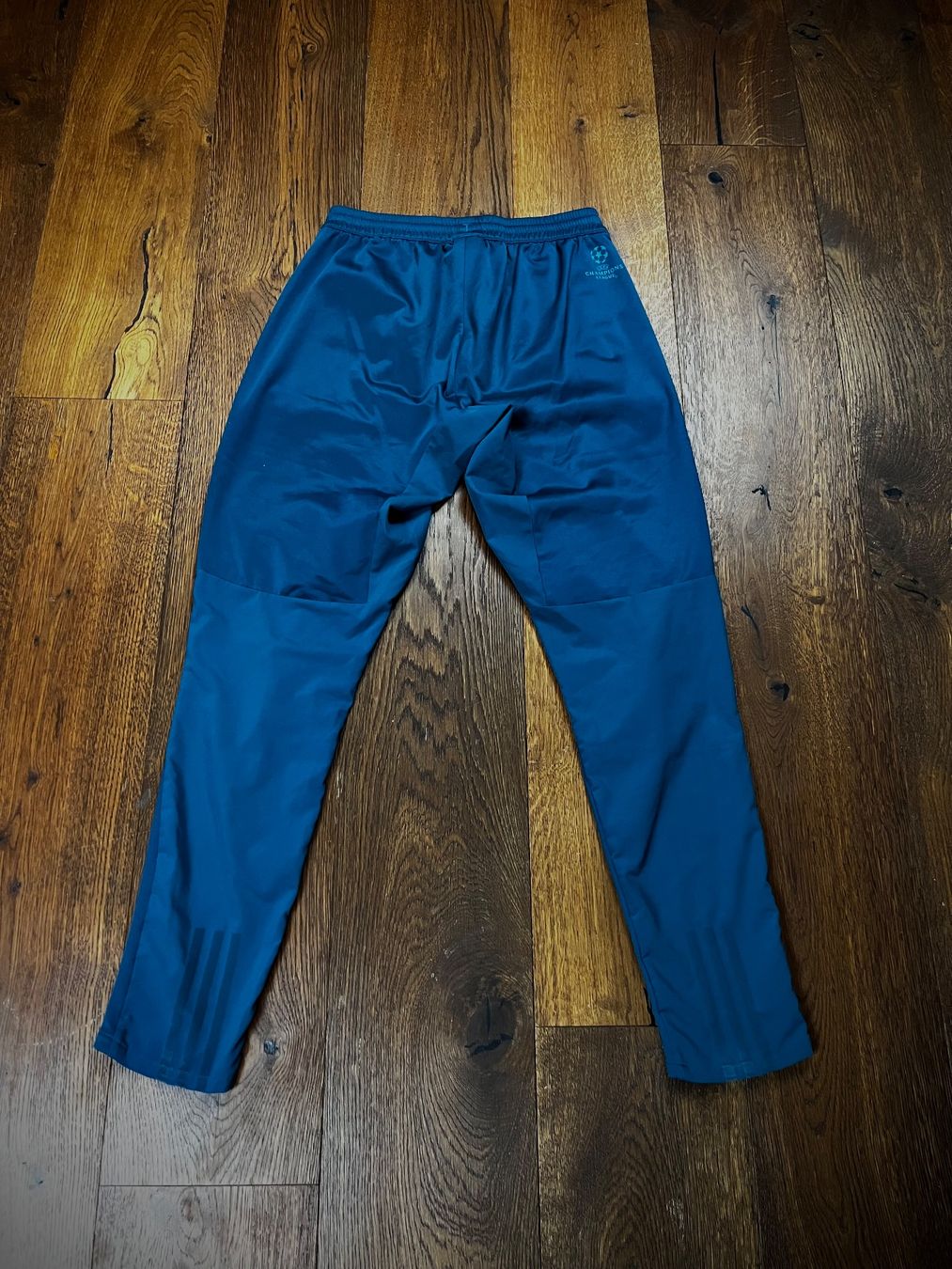 Adidas Pantaloni: Real Madrid Jogging Hosen – Usato da Lindau venduto da KT_Vintage 3