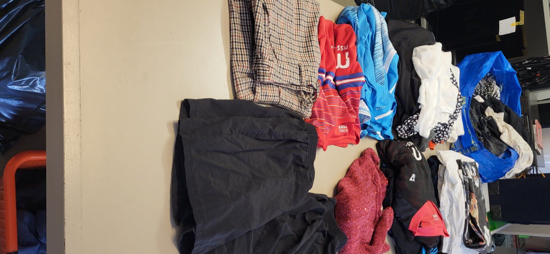 T-Shirts: T-SHIRT 6 stück – Gebraucht aus LUZERN von picci01 6
