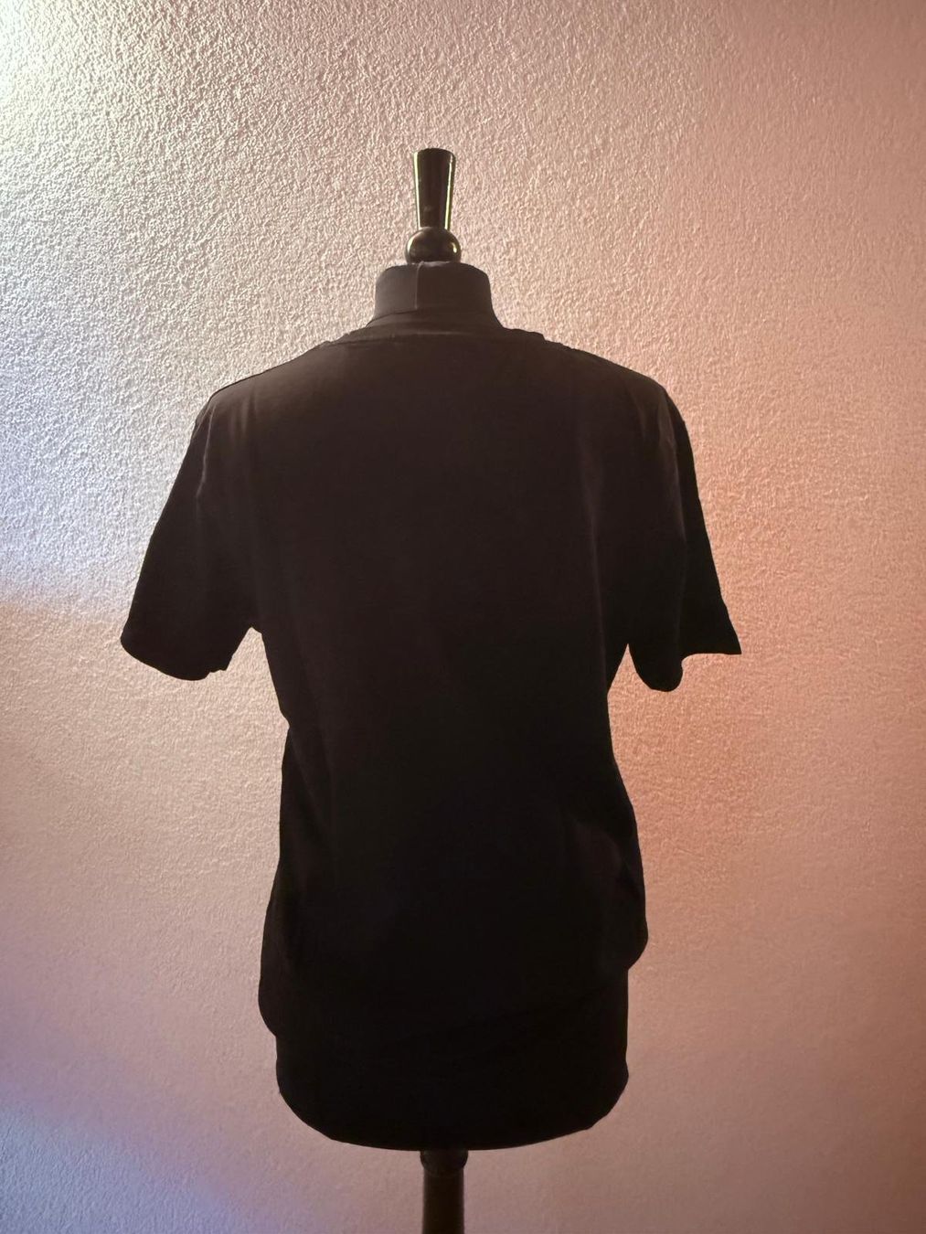 T-shirt: T-Shirt – Nuovo (secondo la descrizione) da Oberbalm venduto da M32V4 2