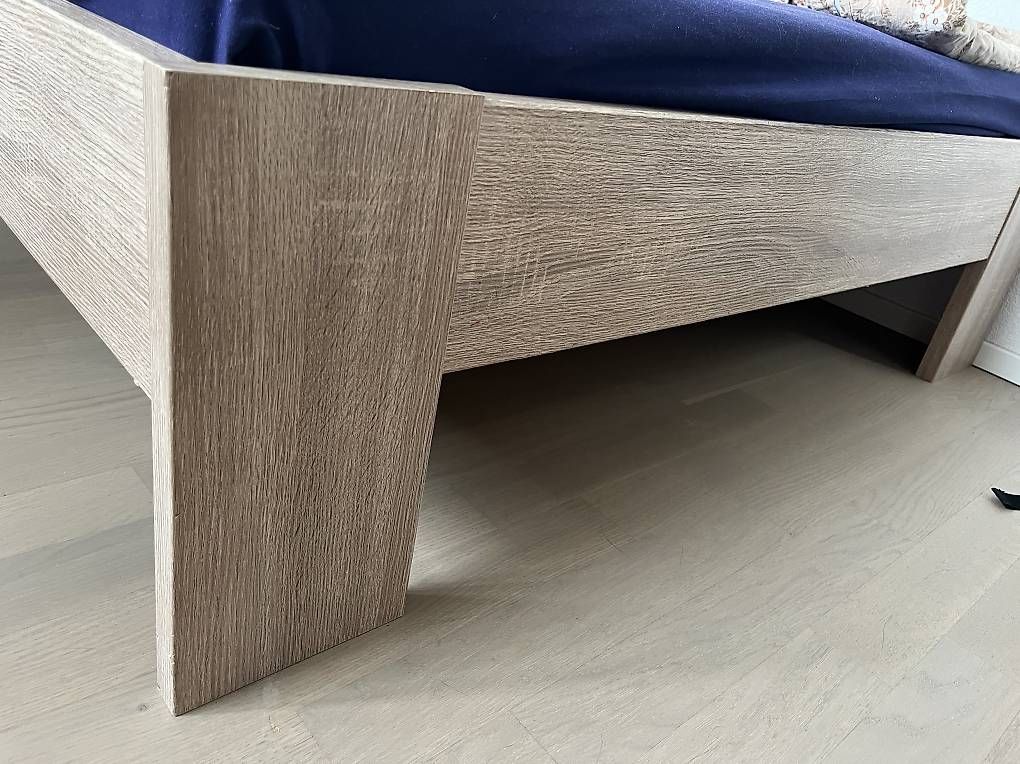 Lits: Lit 120 large , sommier, matelas – D'occasion à Plan-les-Ouates par dbg_jnm8 3