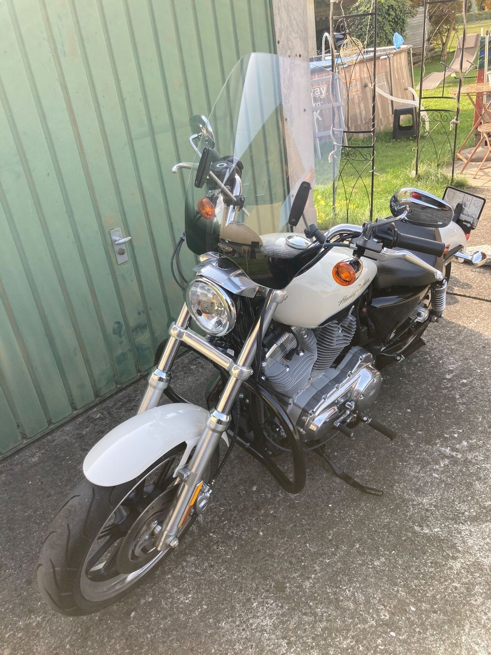 Harley-Davidson Chopper: Harley Davidson XL883L Super Low, weiss – Usato da Utzenstorf venduto da MIDY01 3