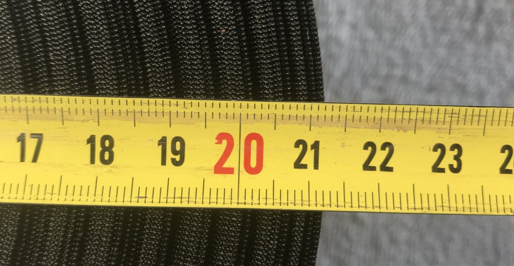 Nastri decorativi: ELASTISCHES BAND ROLLE 1.738KG – Nuovo (secondo la descrizione) da Ostermundigen venduto da wini63 1