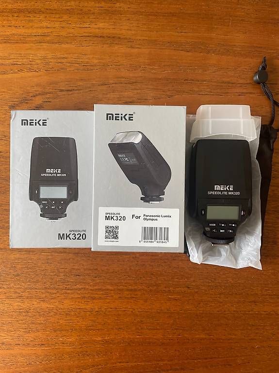 Flash: Meike Flash MK-320 Fuji (D105252) – Usato da Lausanne venduto da yae_8klk 1