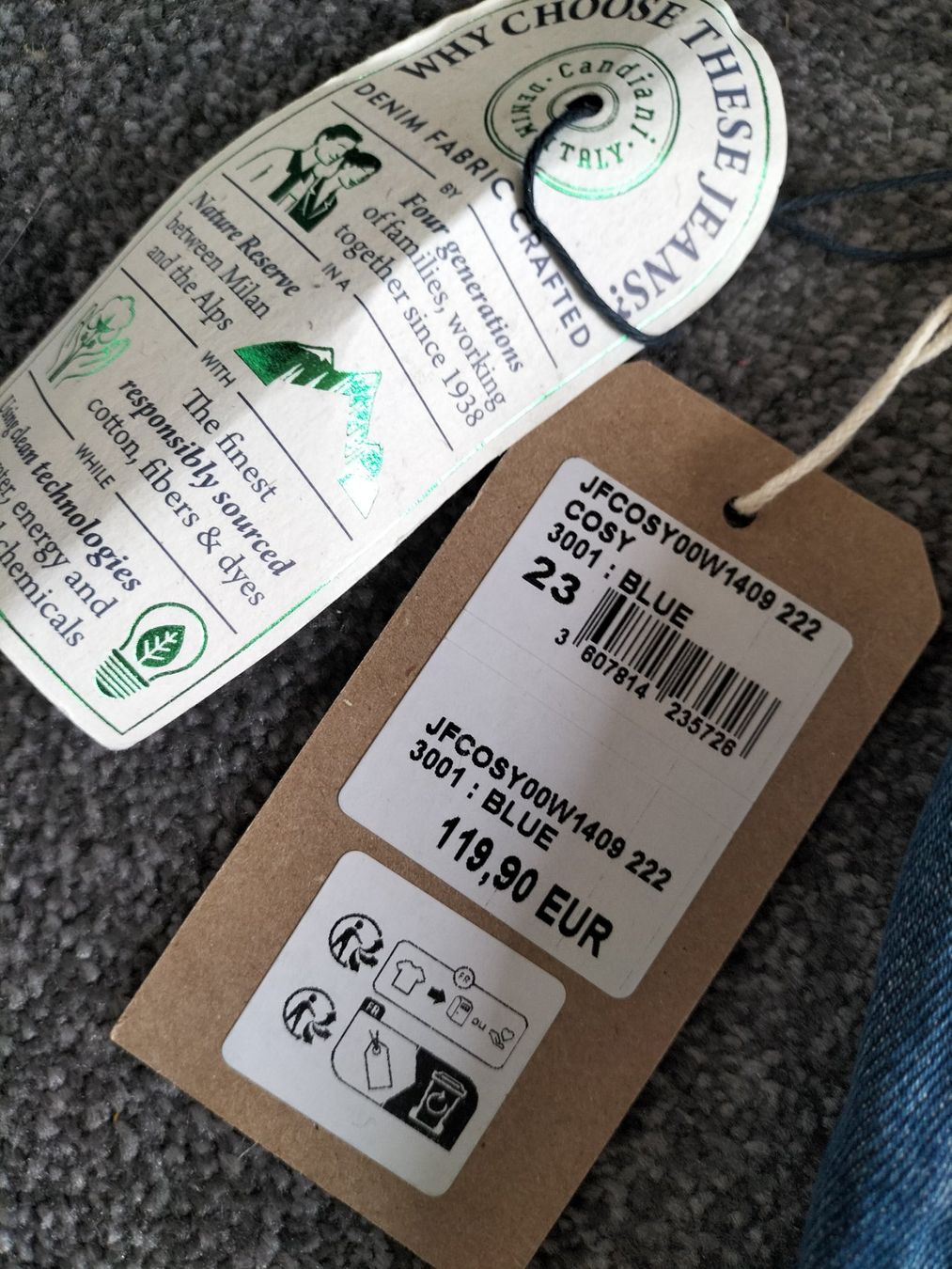 Le Temps Des Cerises Jeans: originelle Jeans von le temps de cerises – Nuovo (secondo la descrizione) da Pieterlen venduto da Plasticbox 7