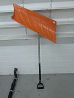 Schneeschaufel Kunststoff orange