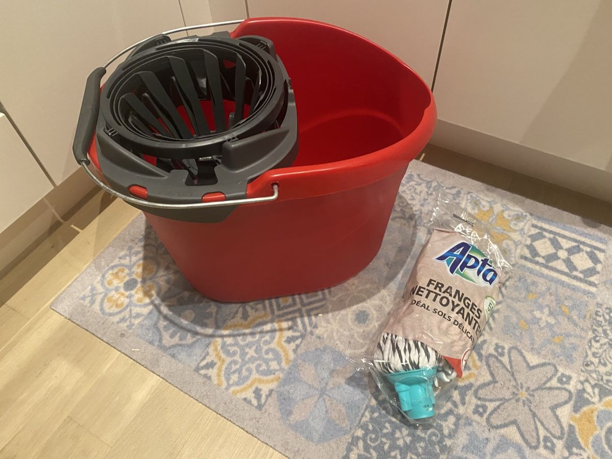 Altro per la casa: 10L Eimer und Mopp Vileda - Neu nie benutzt – Nuovo e nell'imballaggio originale da Zürich venduto da _cns_