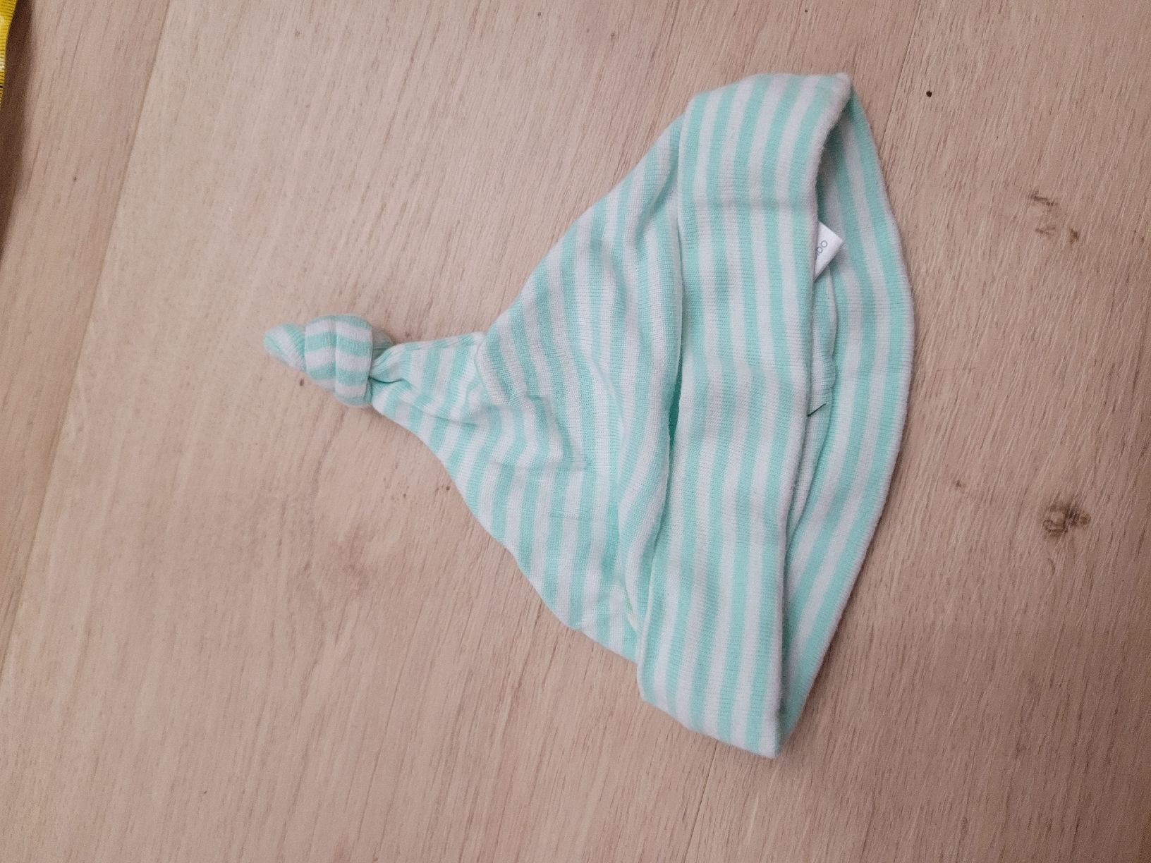 Berretti & Sciarpe: Kappe Baby Newborn – Usato da Lupsingen venduto da sta_wgg5