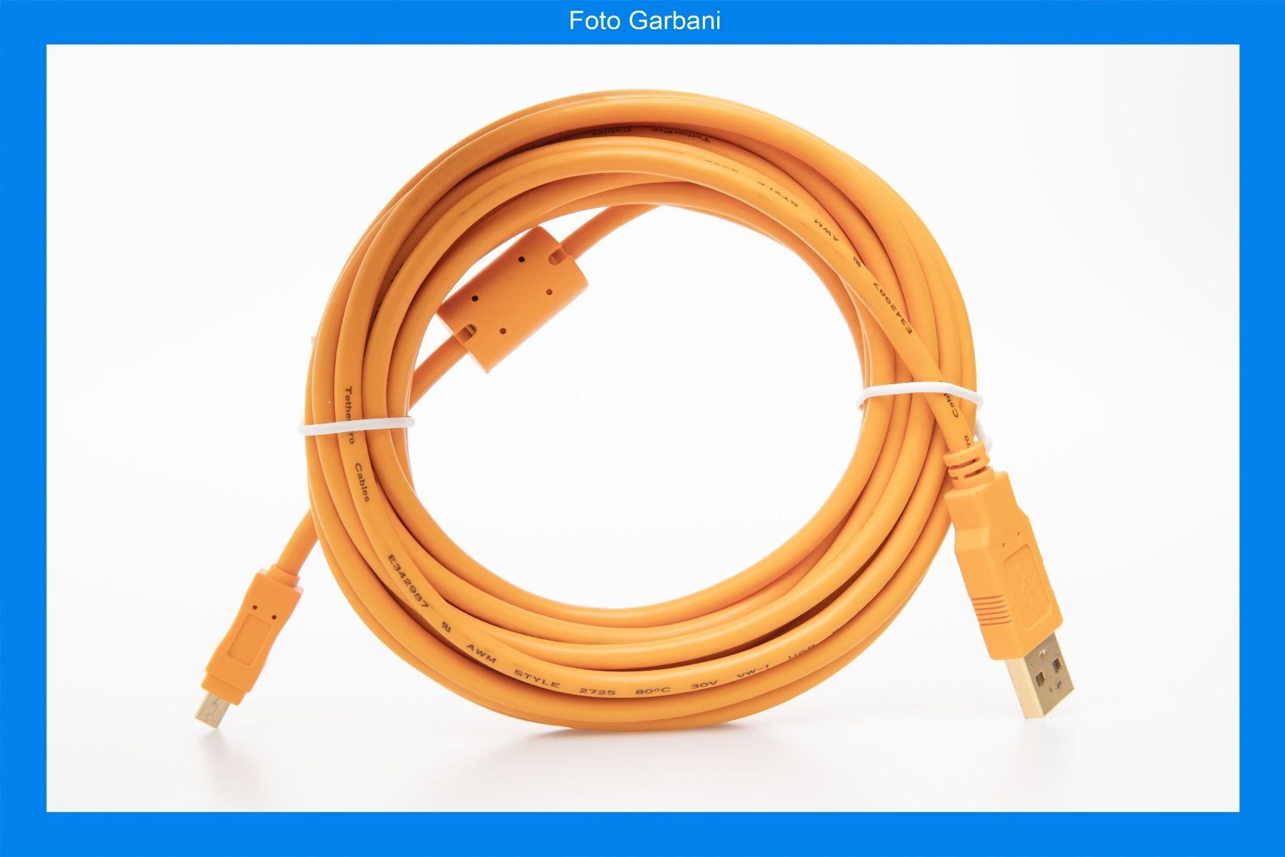 Cavi: Tether Tools TetherPRO USB 2.0 Cable USB to mini-B 8pin 4.6m – Usato da Muralto venduto da FotoGarbani