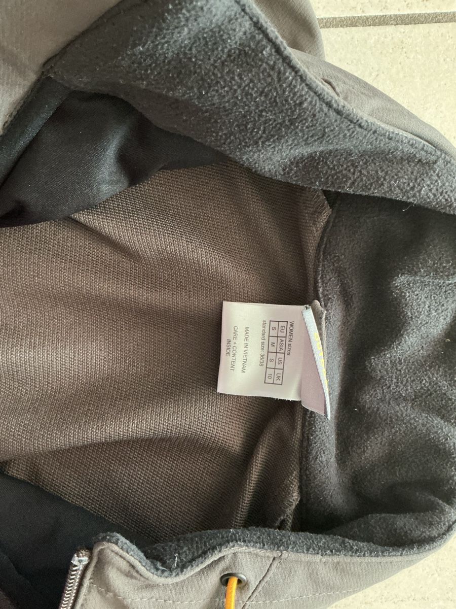 Jack Wolfskin Giacche: Jack Wolfskin Jacke – Usato da Derendingen venduto da Ulrich1121 2