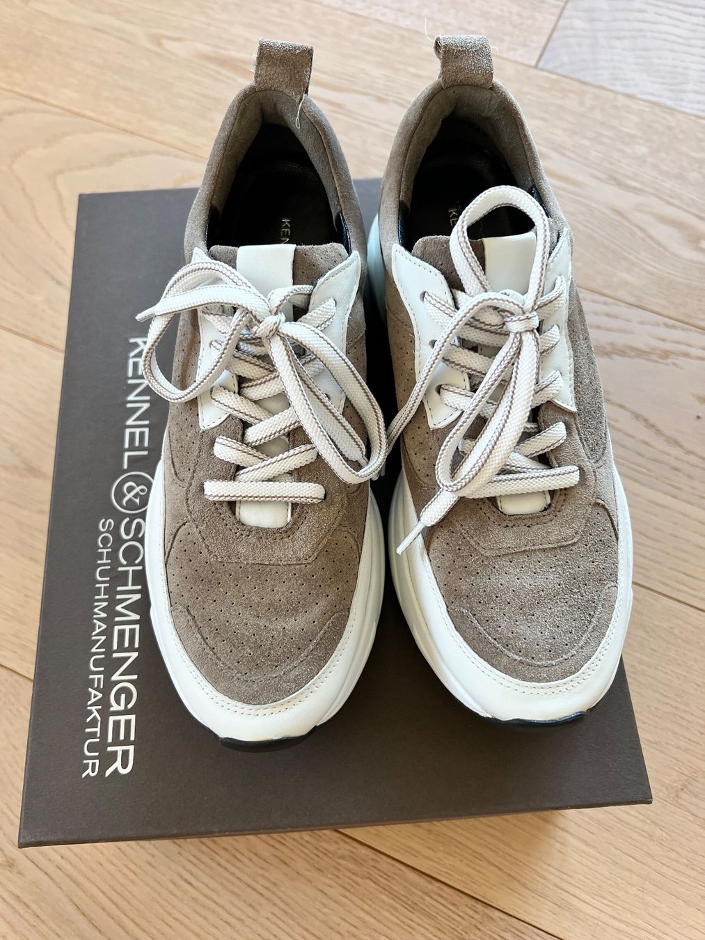 Kennel + Schmenger Scarpe da donna: Kennel + Schmenger Sneaker Gr. 37.5 !!!NEU!!! – Nuovo e nell'imballaggio originale da Untereggen venduto da alle27 1