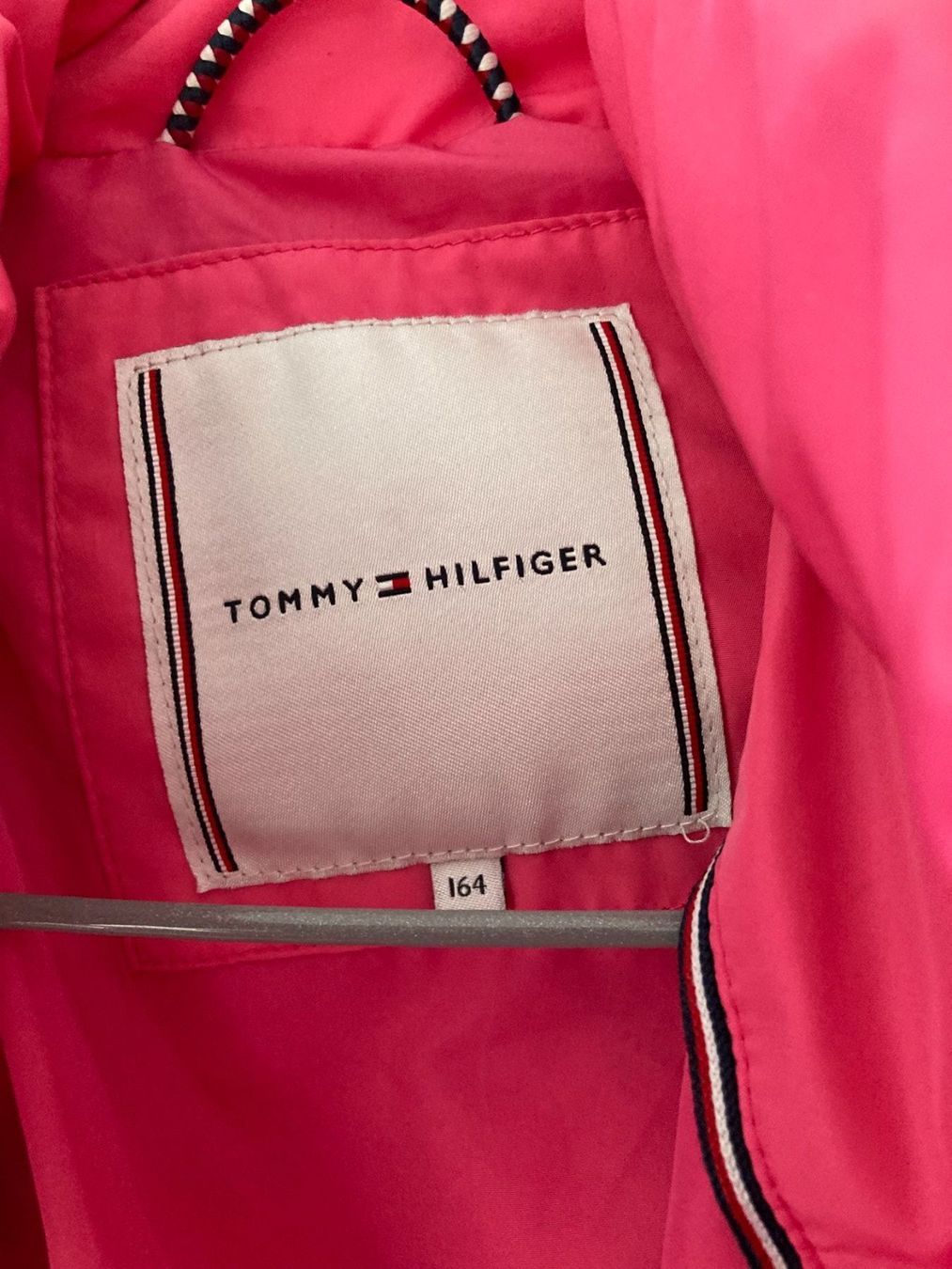 Tommy Hilfiger Giacche & Cappotti: Tommy Hilfiger Mädchen Jacke Grösse 164 – Usato da Pratteln venduto da Miki_ 1