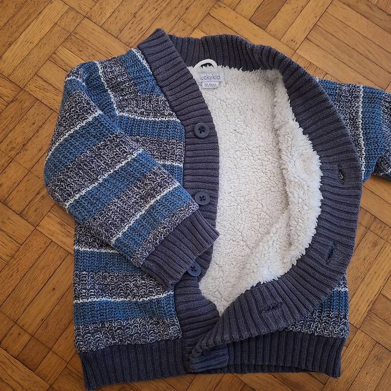 Pullover & Sweatshirts: Warmes Jäckli Gr 86 – Gebraucht aus Winterthur von ste_5ncm 1