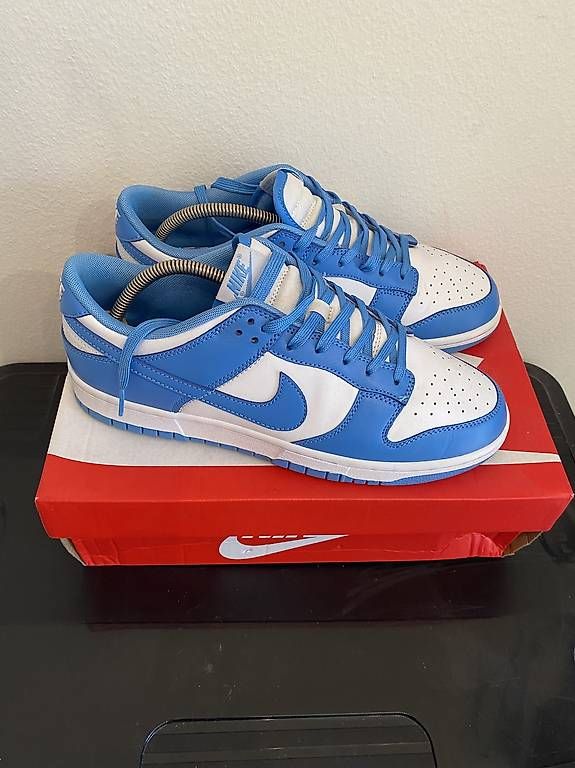 Scarpe da uomo: Nike Dunk Low UNC (2021) – Usato da Zürich venduto da Nomenklatura 1