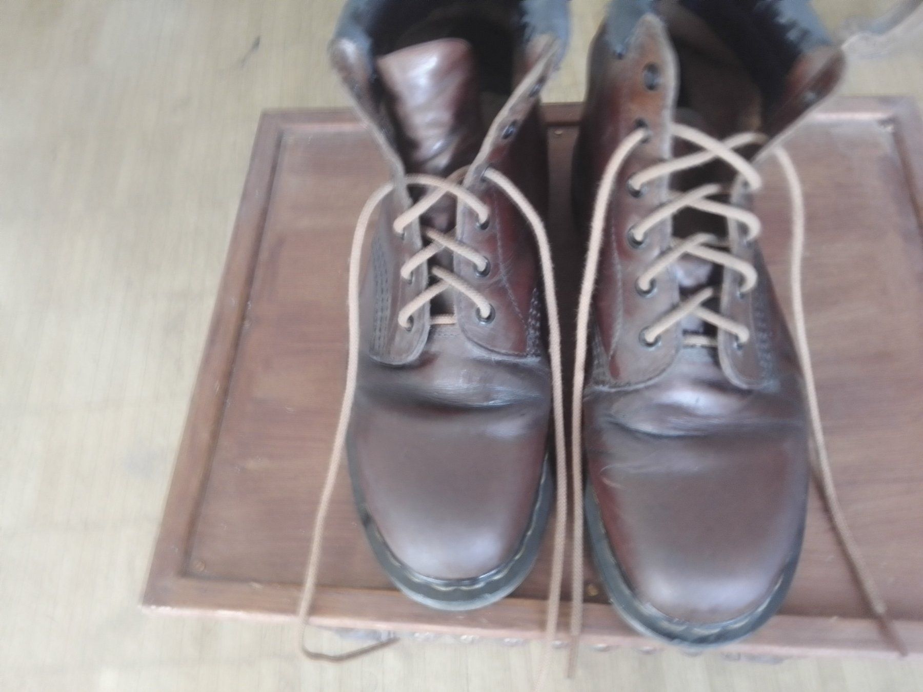 Dr. Martens Scarpe da uomo: Doctor Martin Schuhe 6 Loch – Usato da Adligenswil venduto da madhater