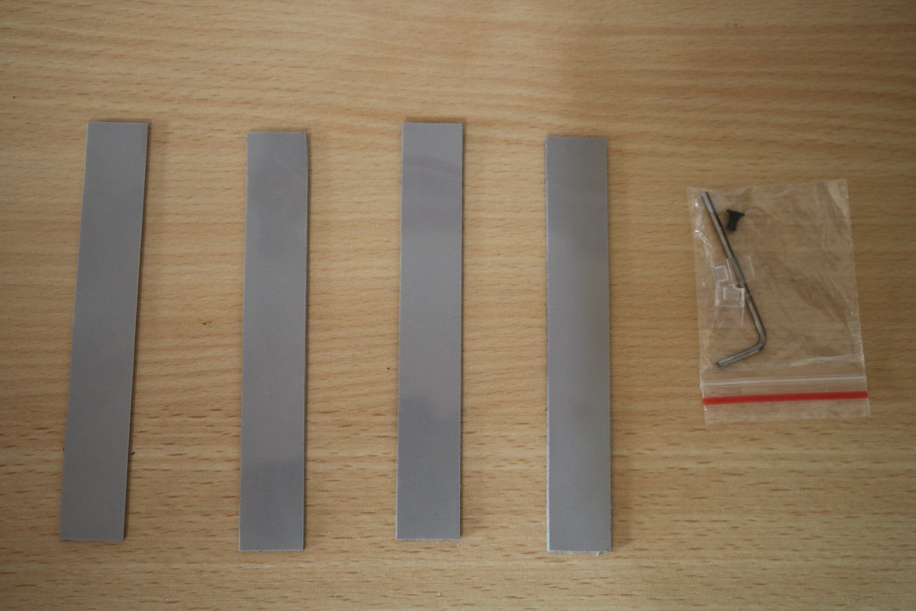 Componenti elettronici: Ram Cooler Silikon Thermische Pads Kühler DDR4 – Usato da Rickenbach b. Wil venduto da Mysterion4 2