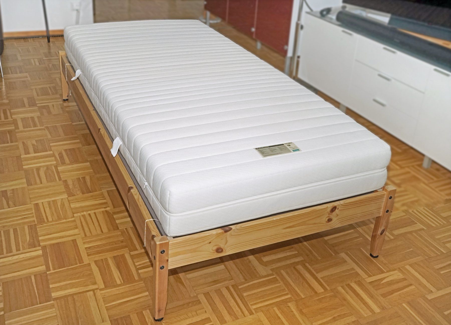 Letti: Bett und Matratze 90x200 – Usato da Zürich venduto da milritag 3